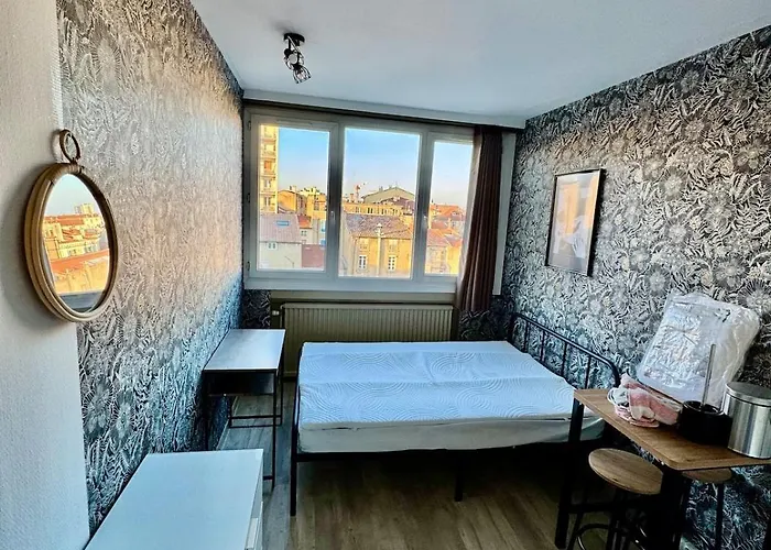 Appartement Hyper Centre De - N43 *